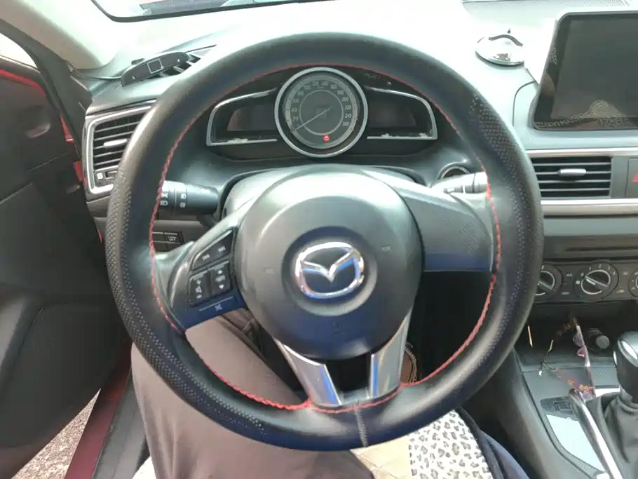 Mazda 3 Axela — миниатюра 15