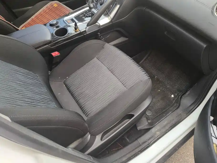 Peugeot 3008 — миниатюра 8
