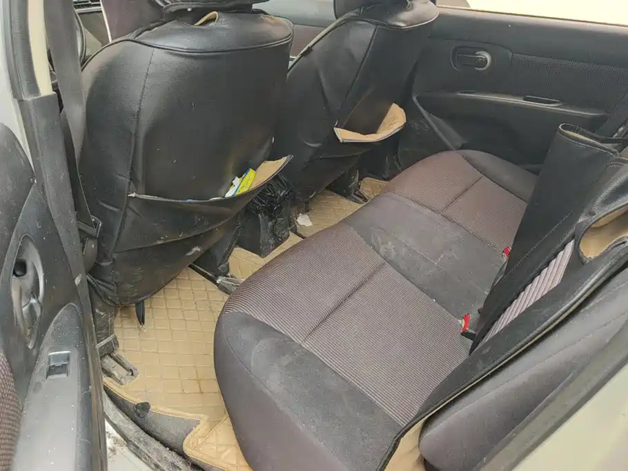 Nissan Livina — миниатюра 11