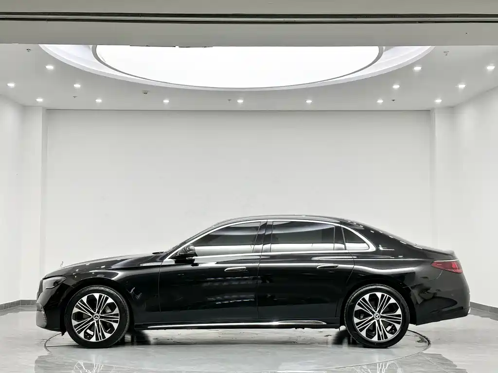Mercedes-Benz E-Class E 2026 E 300 L Luxury