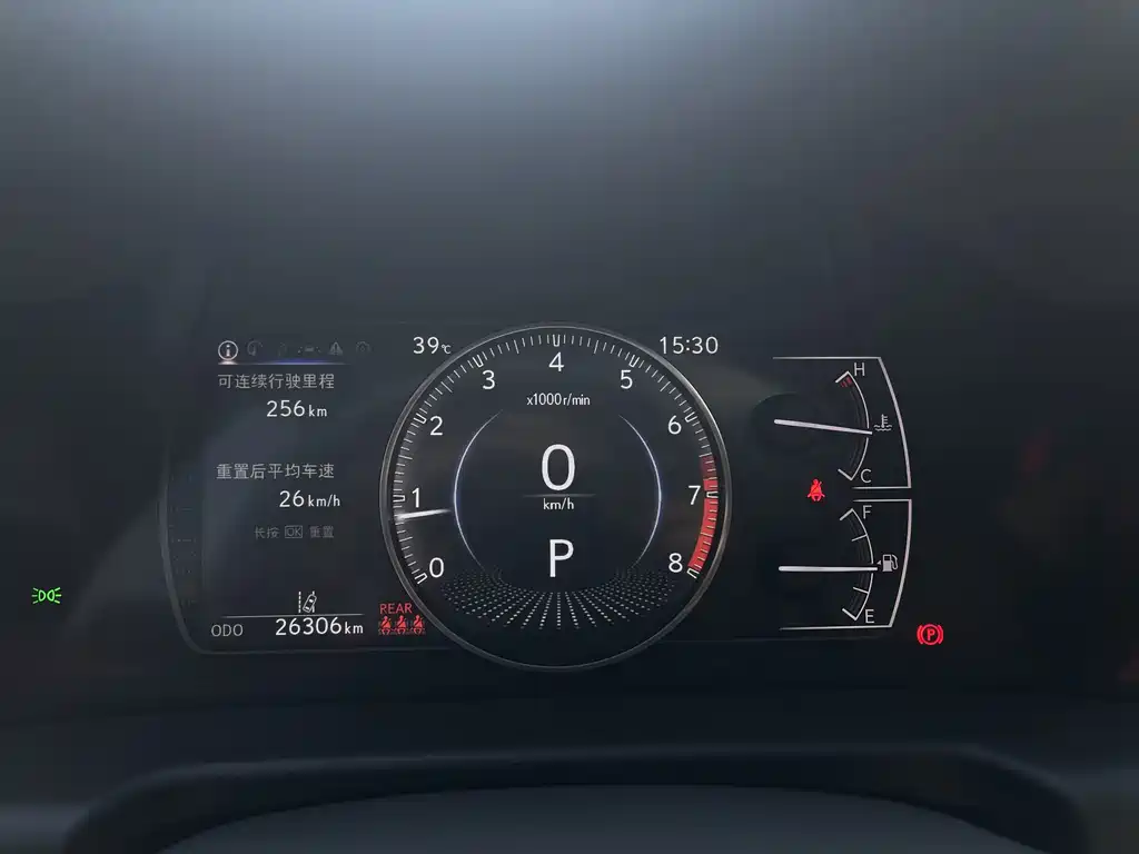 Lexus ES — миниатюра 7
