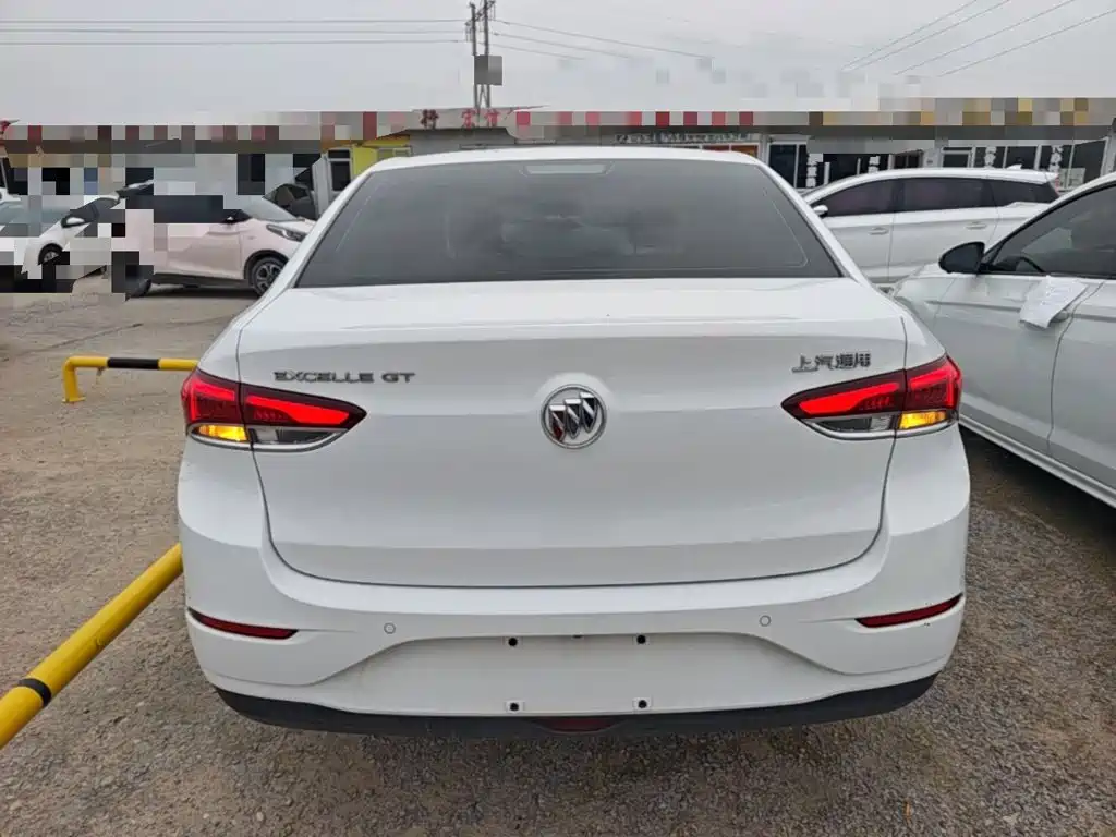 Buick Excelle — миниатюра 6