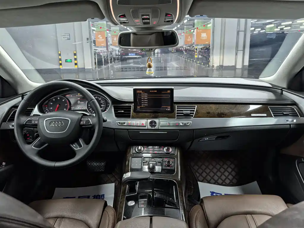 Audi A8 2014 A8L 45 TFSI quattro Comfort