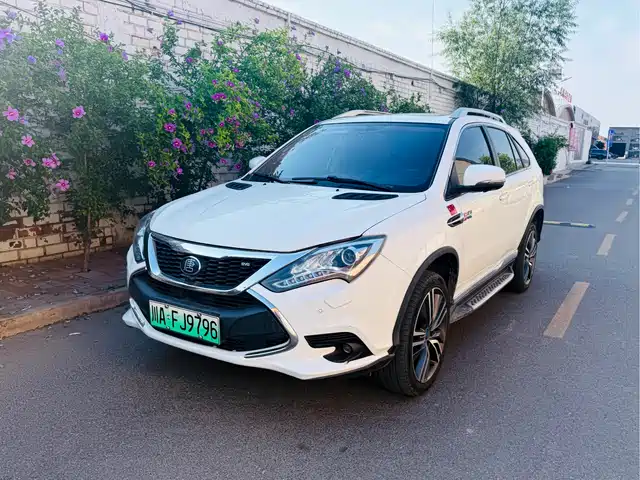 2017 BYD Tang
