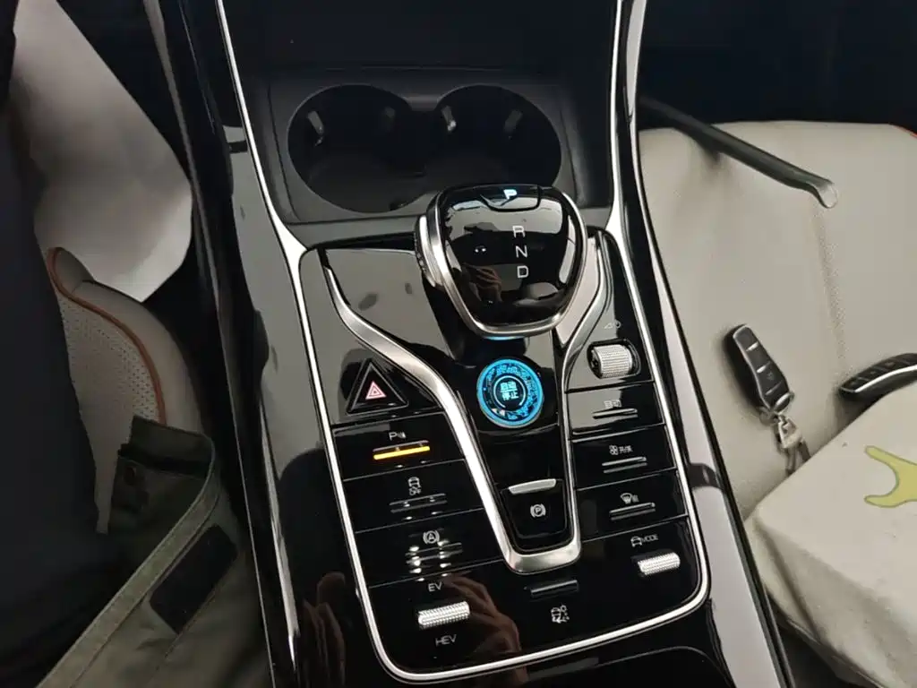 BYD Qin PLUS — миниатюра 14