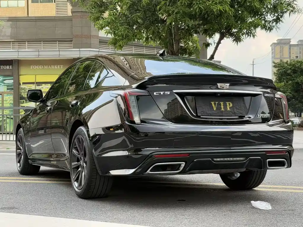 Cadillac CT5 — миниатюра 6