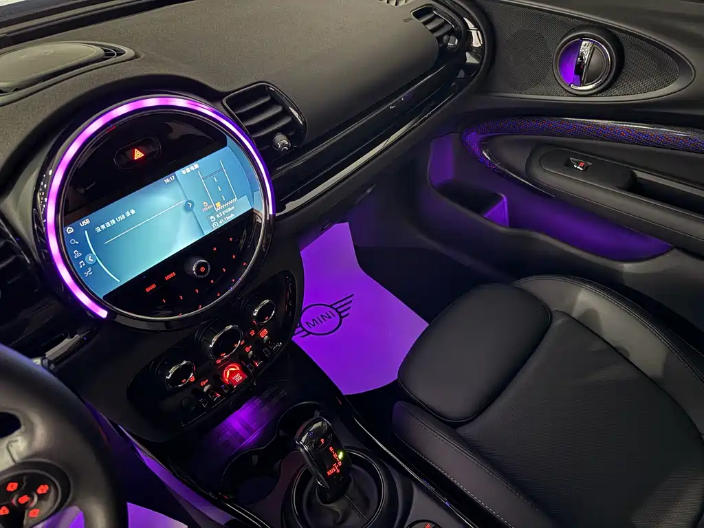 MINI Mini Clubman — миниатюра 10