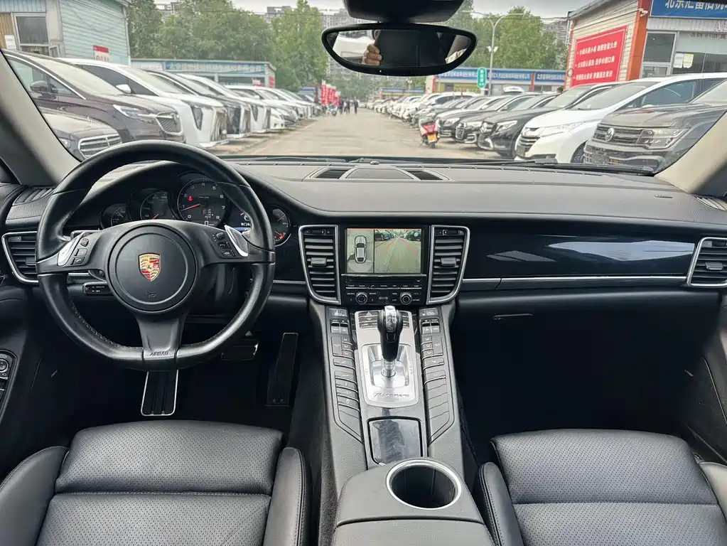 Porsche Panamera 2014 Panamera 4 3.0T