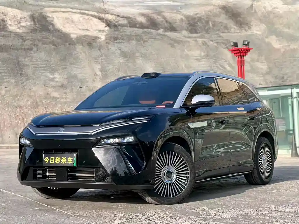 BYD Tang L