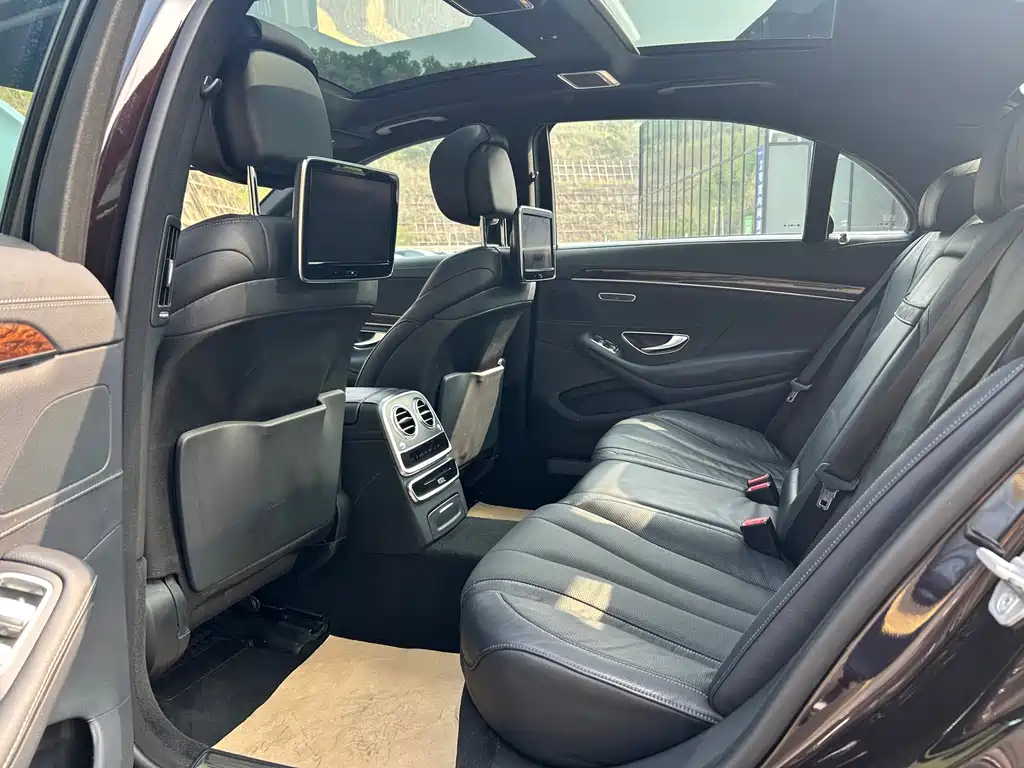 Mercedes-Benz S-Class — миниатюра 21