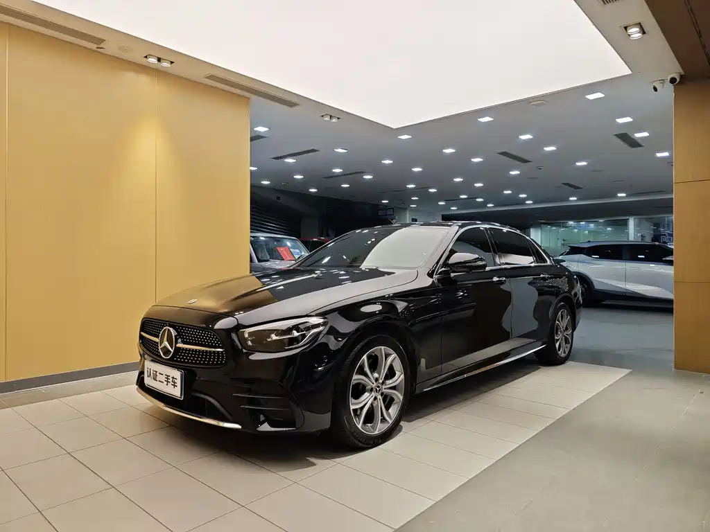 Mercedes-Benz E-Class 2023