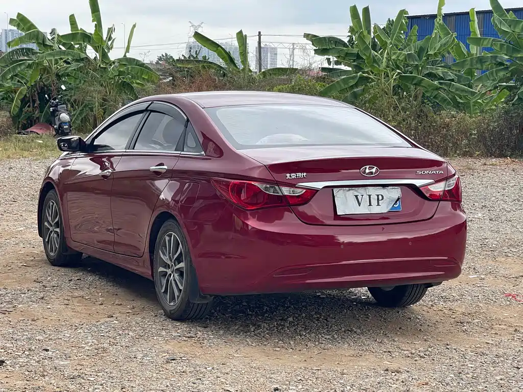 Hyundai Sonata — миниатюра 6