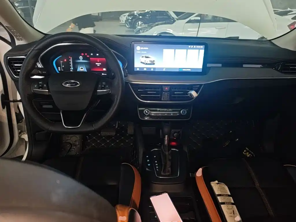 Ford Focus — миниатюра 10