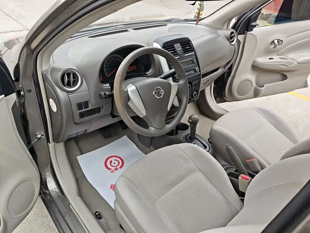 Nissan Sunny — миниатюра 9