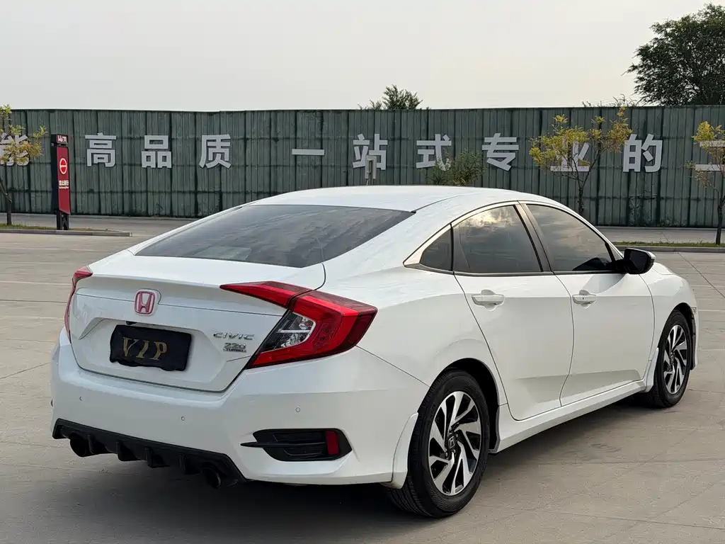 Honda Civic — миниатюра 22