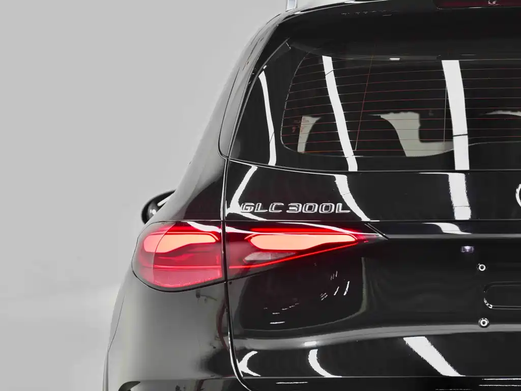 Mercedes-Benz GLC 2024 GLC 300 L 4MATIC 5 мест