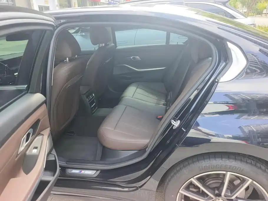 BMW 3 Series — миниатюра 11