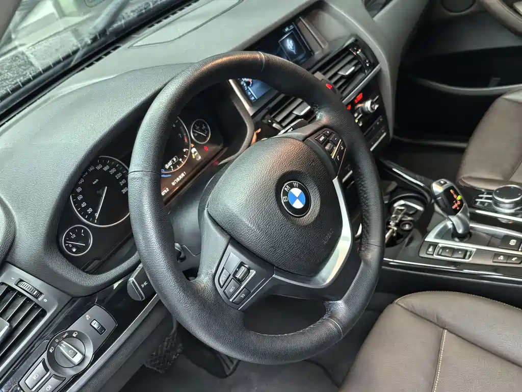 BMW X3 (Import) — миниатюра 5