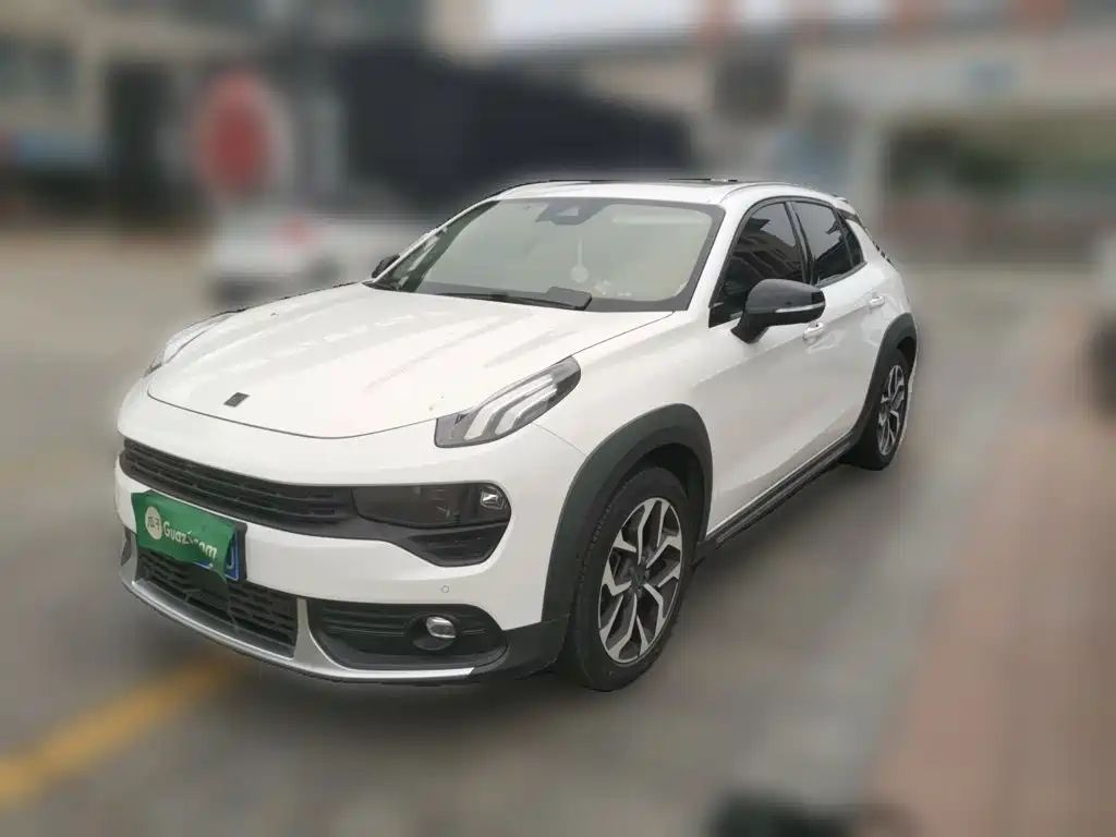 Lynk & Co 02