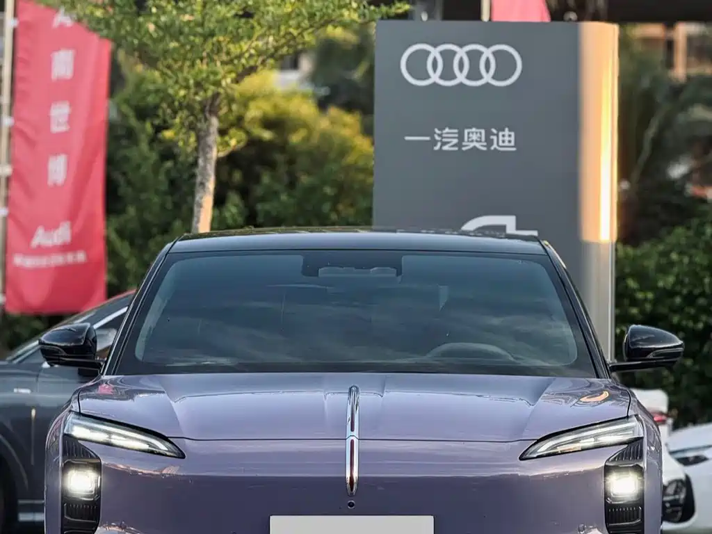 Hongqi Hongqi Tiangong 08 — миниатюра 2