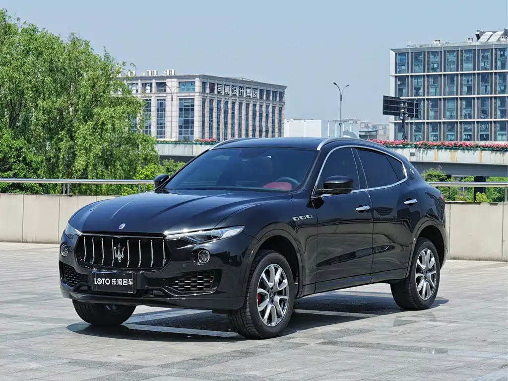 Купить Maserati Levante