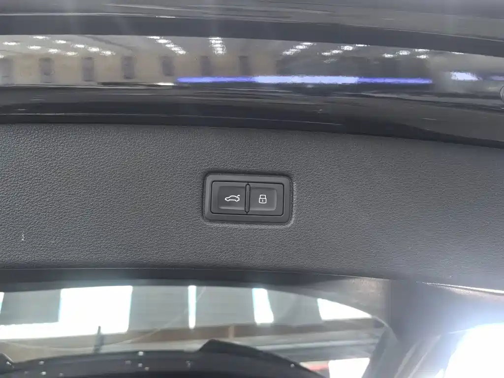Audi Q7 — миниатюра 16