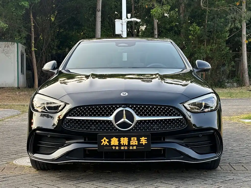Mercedes-Benz C-Class — миниатюра 2