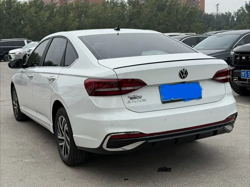 Volkswagen Lavida — миниатюра 9
