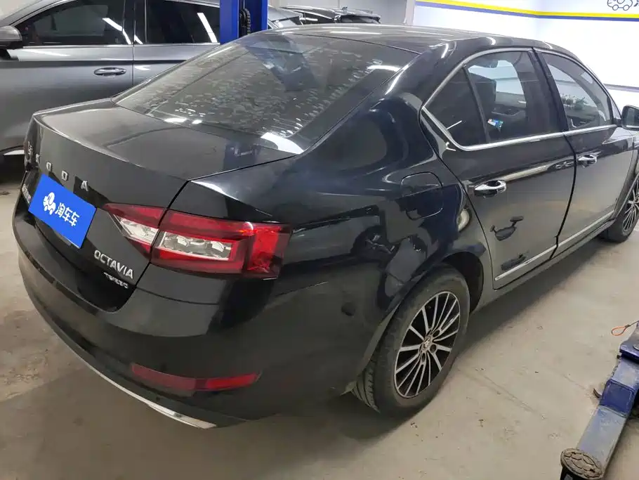 Skoda Octavia — миниатюра 3
