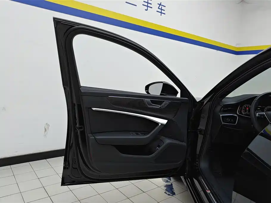 Audi A6L 2024 45 TFSI