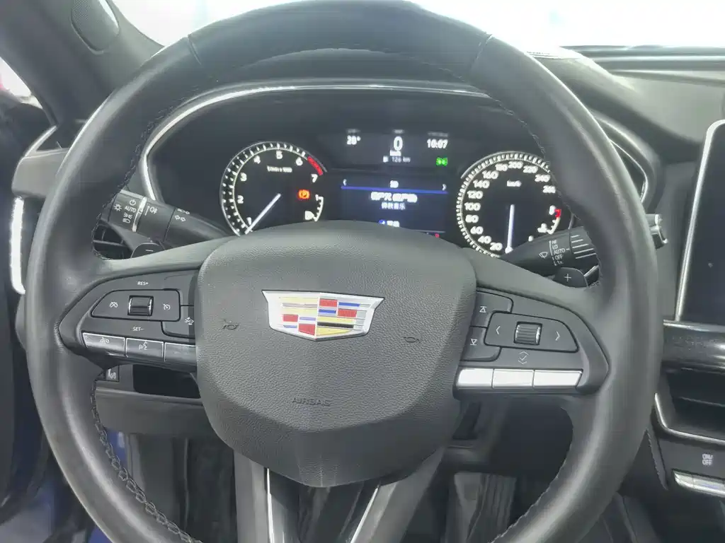Cadillac CT5 — миниатюра 17