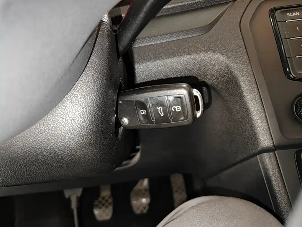 Volkswagen Jetta — миниатюра 9