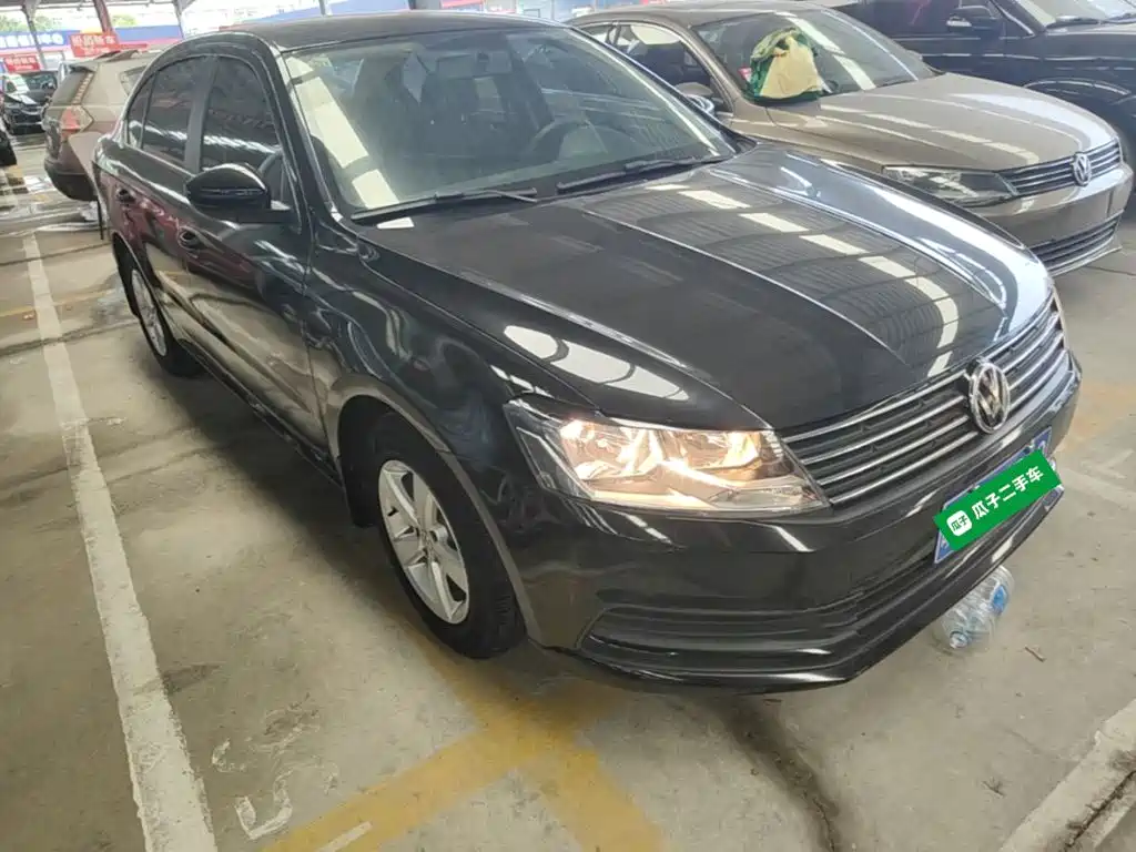 Volkswagen Lavida — миниатюра 4