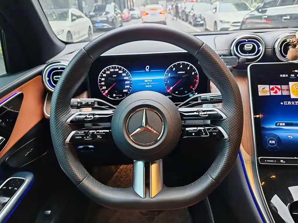 Mercedes-Benz GLC — миниатюра 15