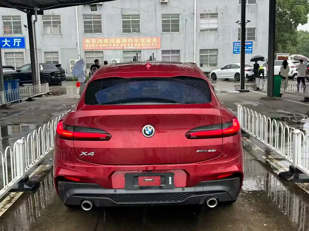 BMW X4 — миниатюра 7