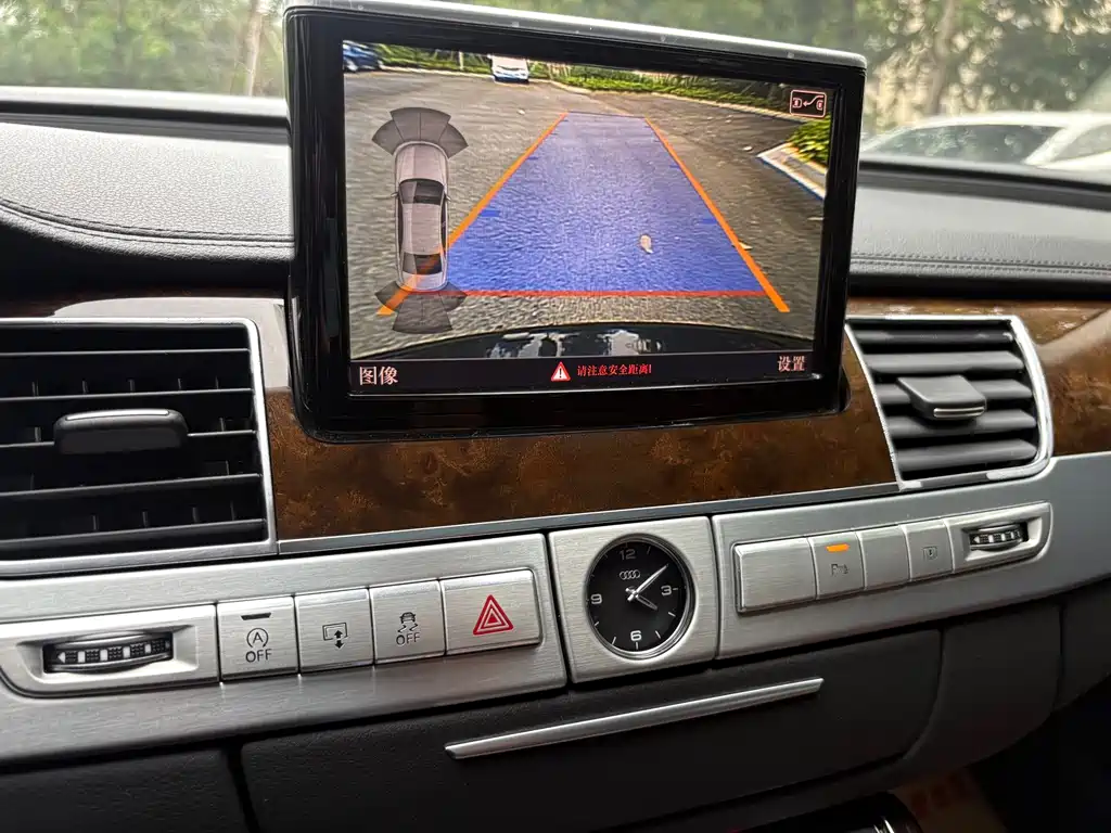 Audi A8 — миниатюра 14