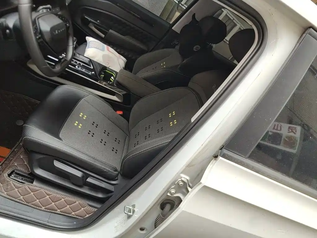 Baojun RM-5 — миниатюра 18