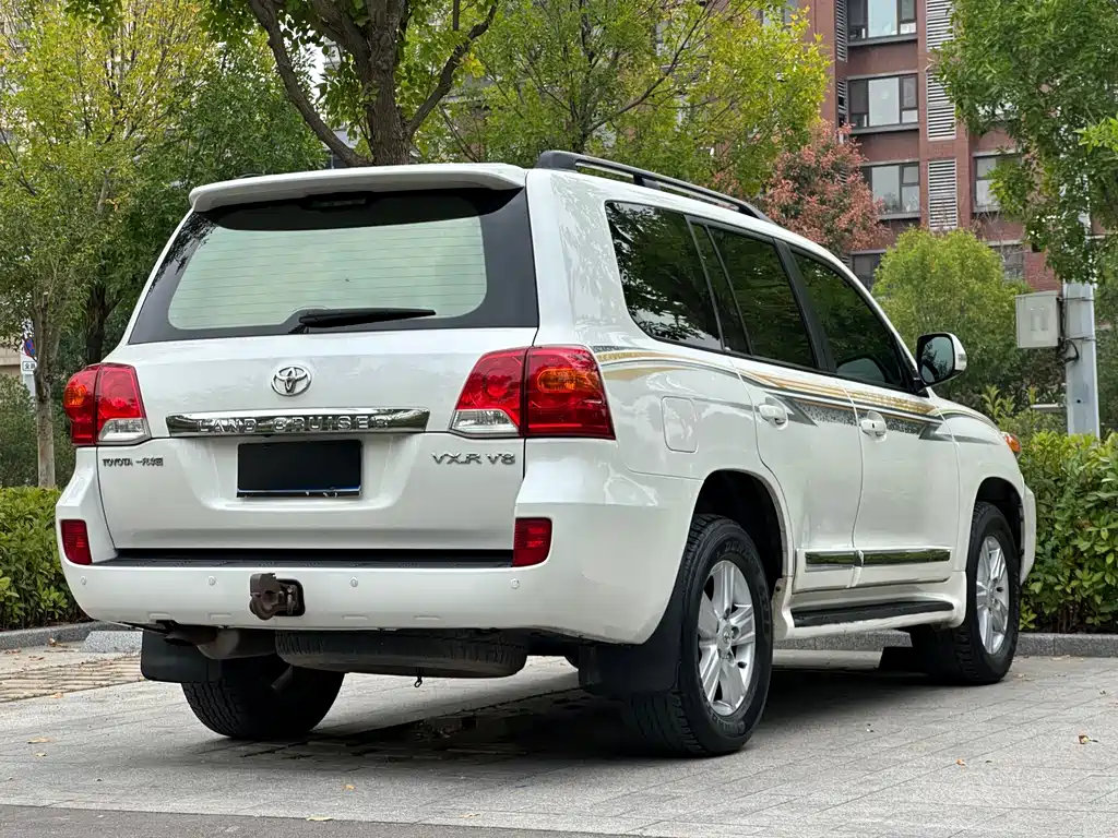 Toyota Land Cruiser — миниатюра 6