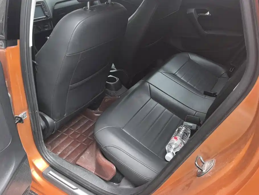 Volkswagen Polo — миниатюра 11