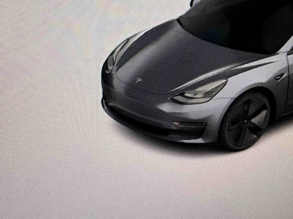 Tesla Model 3 — миниатюра 10