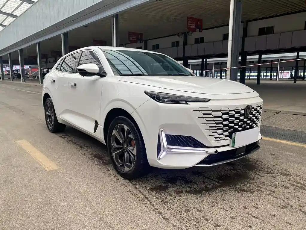 CHANGAN  UNI K SMART IDD