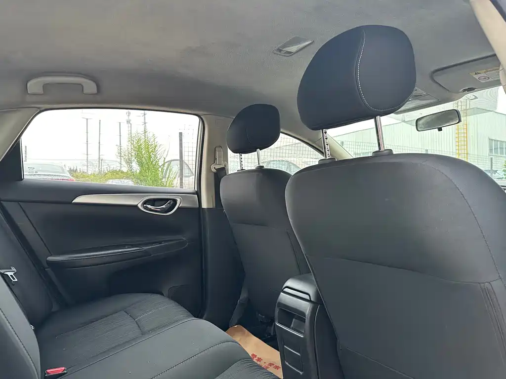 Nissan Sylphy — миниатюра 12