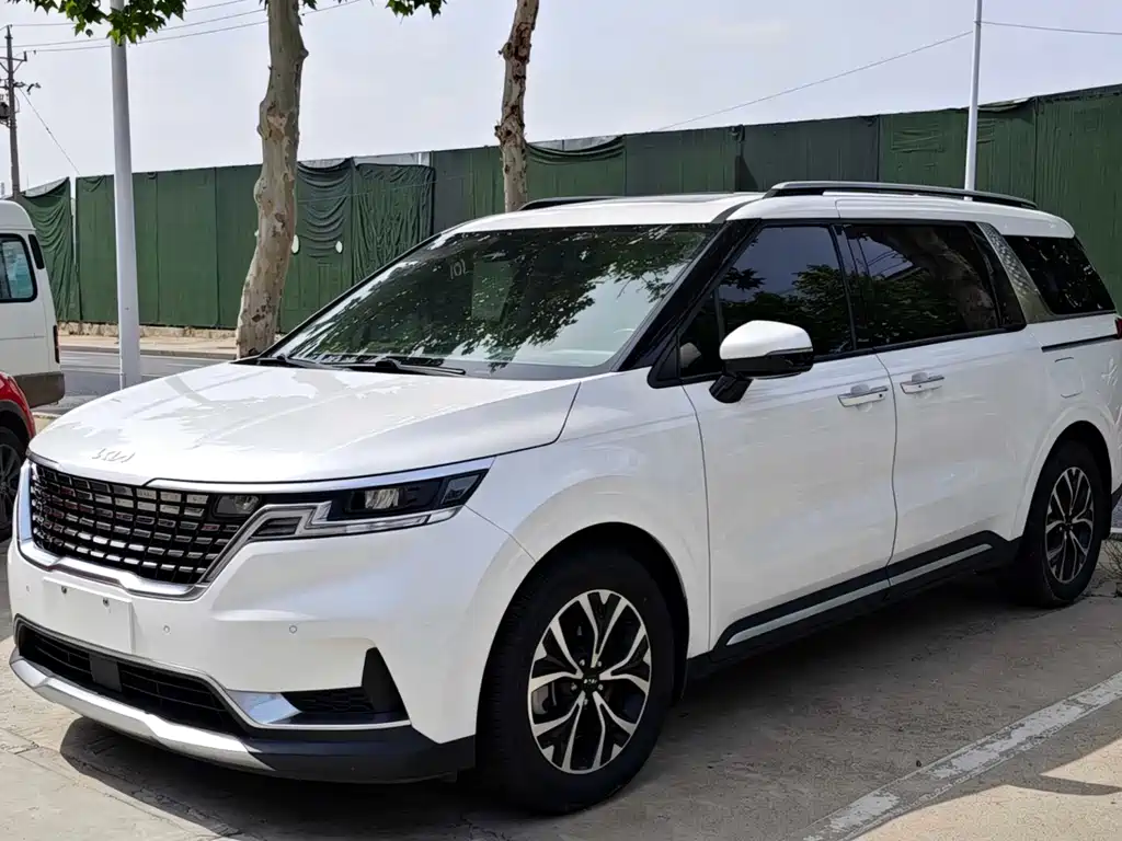 Купить Kia Carnival