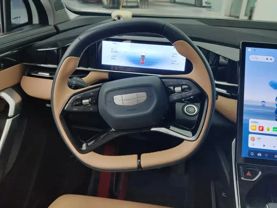 Geely Boyue L — миниатюра 15