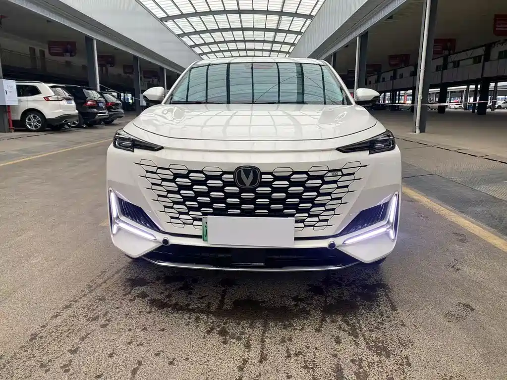 CHANGAN  UNI K SMART IDD