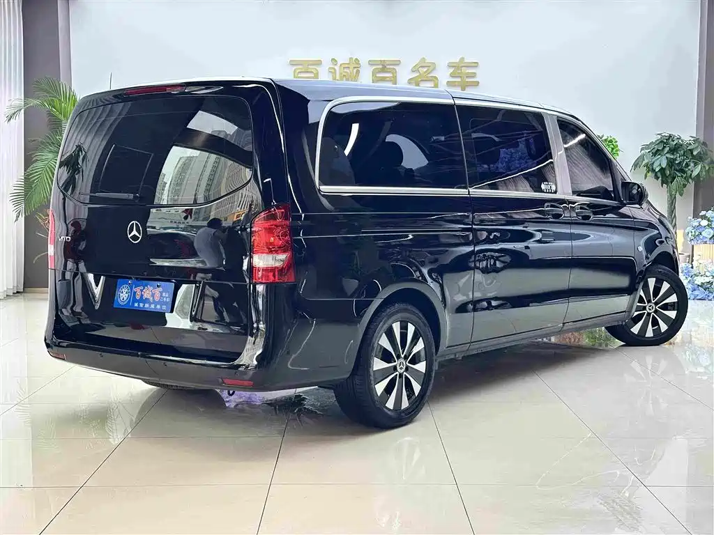 Mercedes-Benz Vito — миниатюра 6