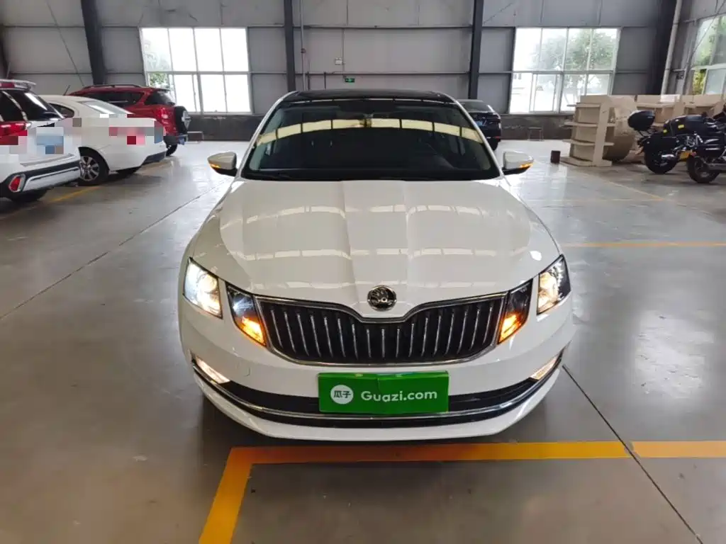 Skoda Octavia — миниатюра 3