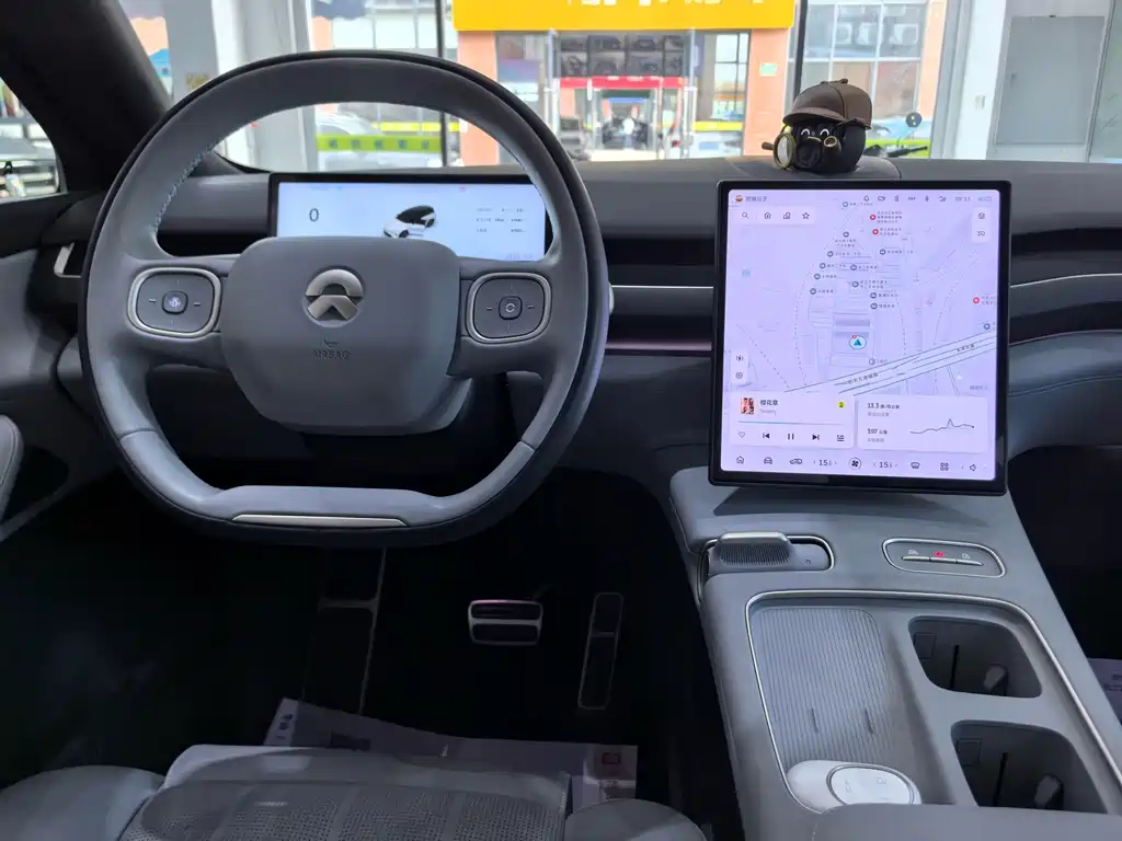 NIO ES8 — миниатюра 12