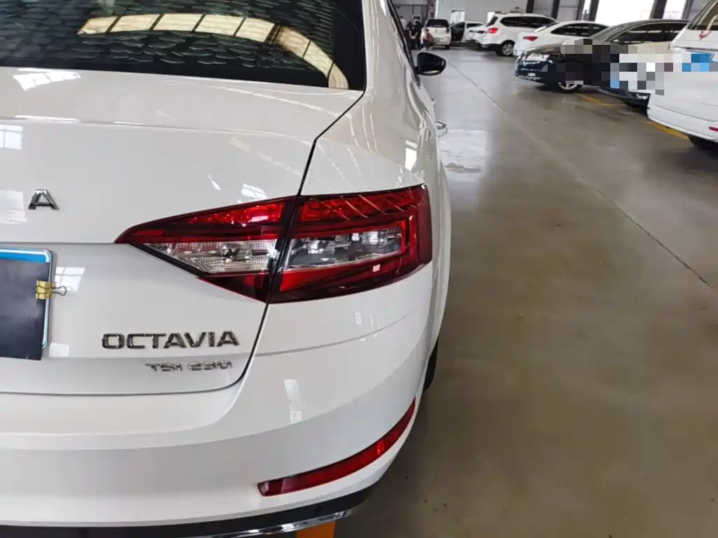 Skoda Octavia — миниатюра 8