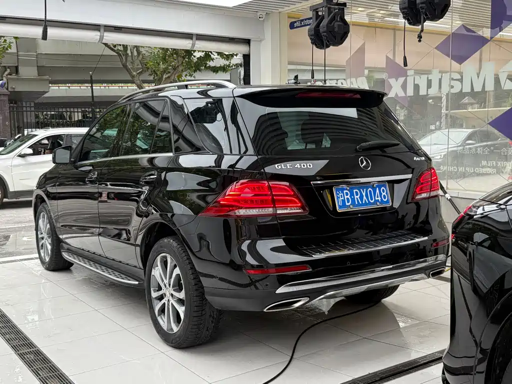 Mercedes-Benz GLE (Import) — миниатюра 3